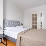 Apartman Old Town - Passaaz