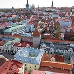 Old Town - Passaaz Apartman