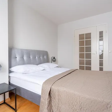 Apartman Old Town - Passaaz